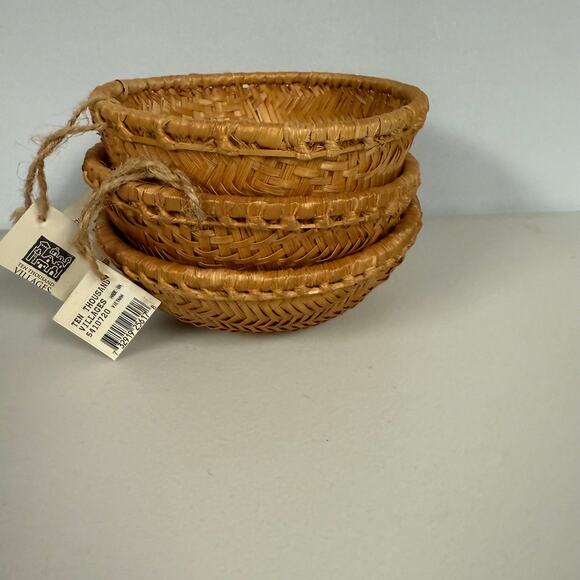 Handwoven Artisan Baskets Set of 3 Made in Vietnam 5.25" Rattan Decor Fair Trade - Picture 8 of 10